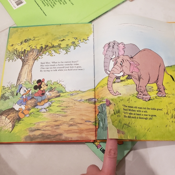 Walt Disney Vintage Books from 1980s and 1990s - Picture 5 of 11